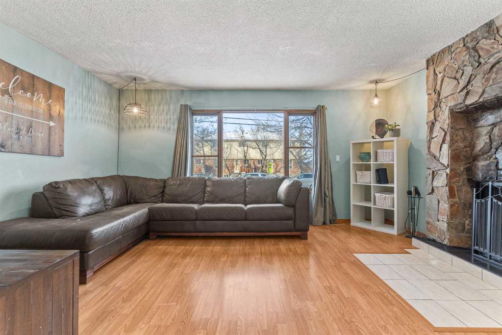 Picture for 3804 62 Street NW