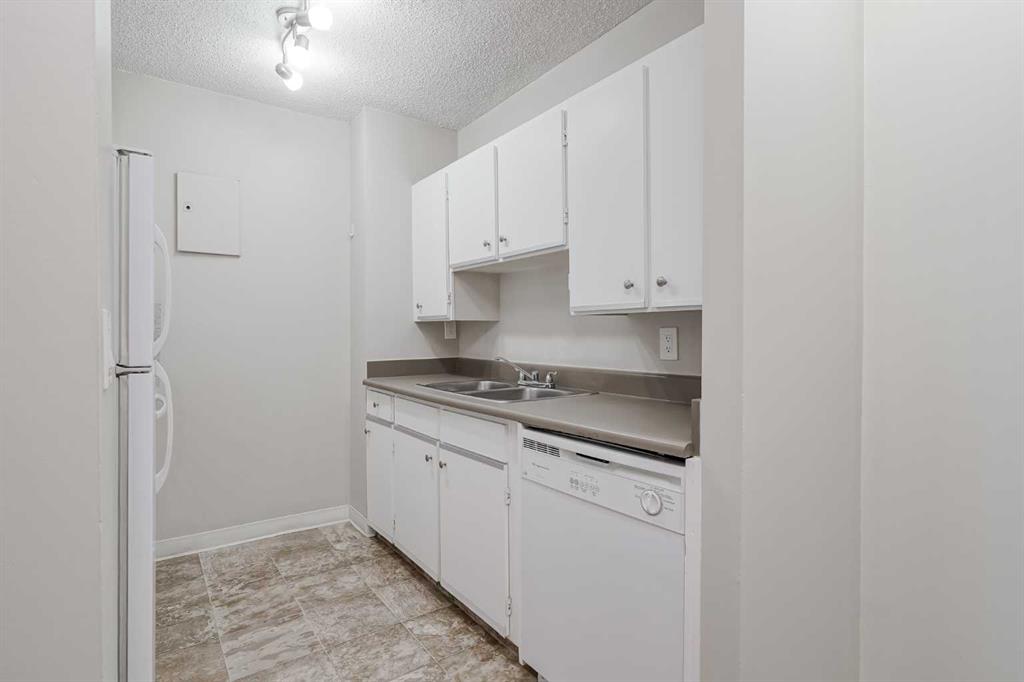 Picture for 514, 4944 Dalton Drive NW