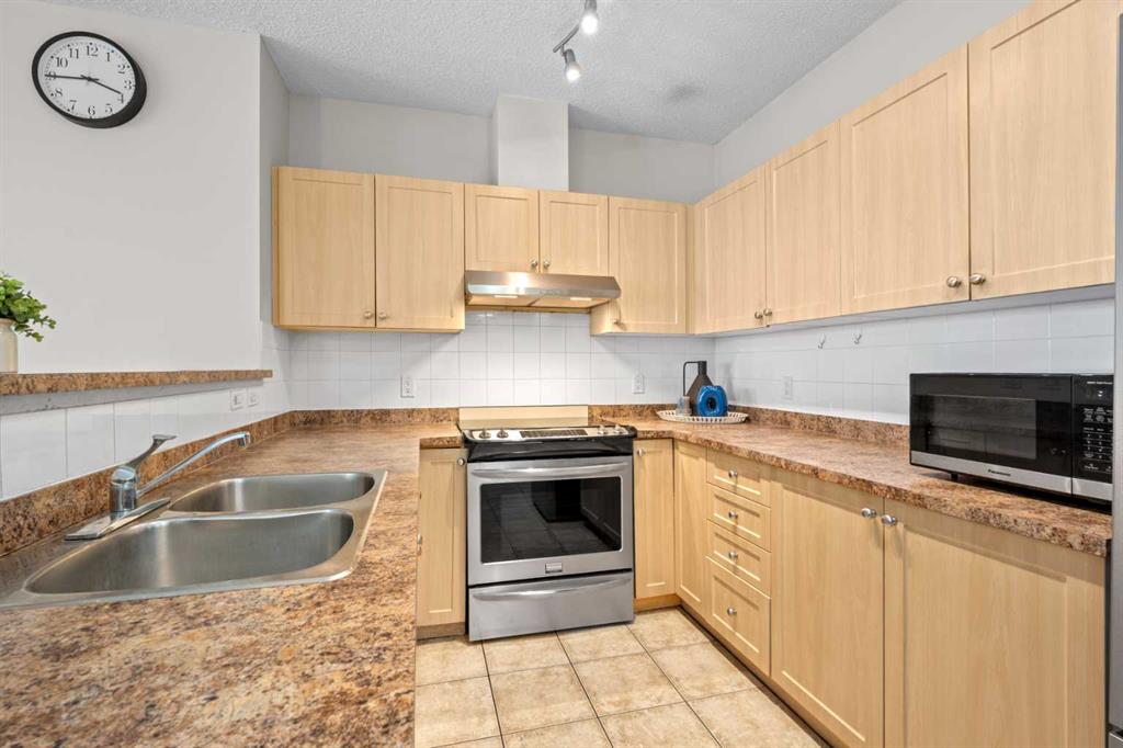 Picture for 1308, 333 Taravista Drive NE