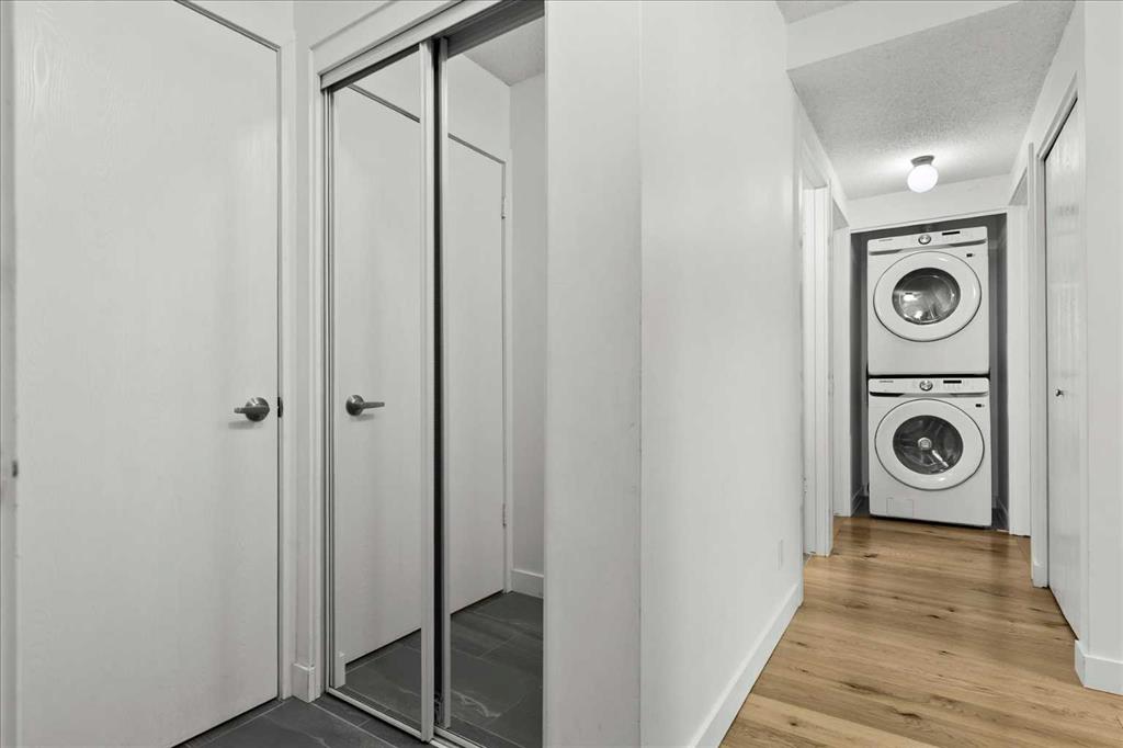 Picture for 12, 906 4 Avenue NW