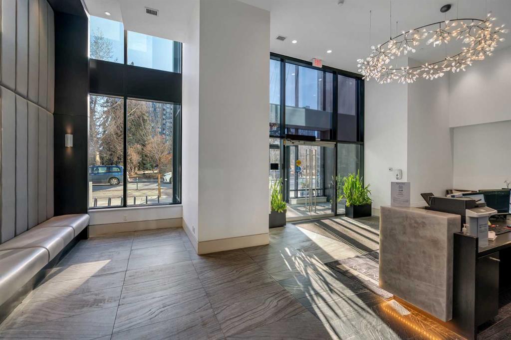 Picture for 2102, 310 12 Avenue SW