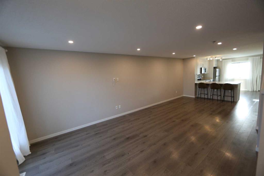 Picture for 1512, 7451 Falconridge Boulevard NE