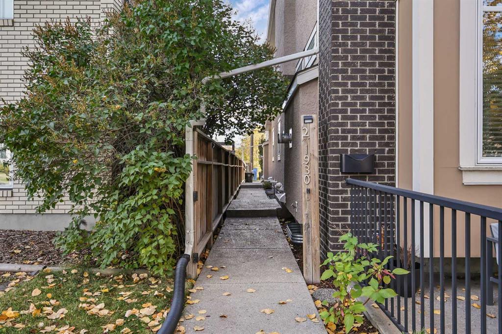 Picture for 2, 1930 35 Street SW