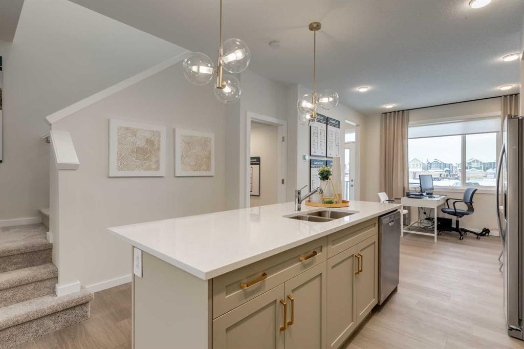 Picture for 585 Savanna Drive NE