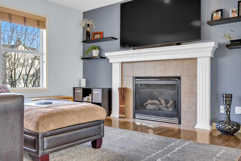 Picture for 139 Prestwick Point SE