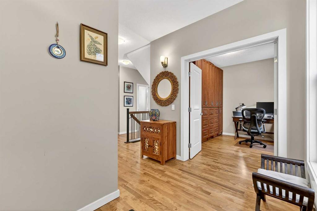 Picture for 401 Mahogany Court SE