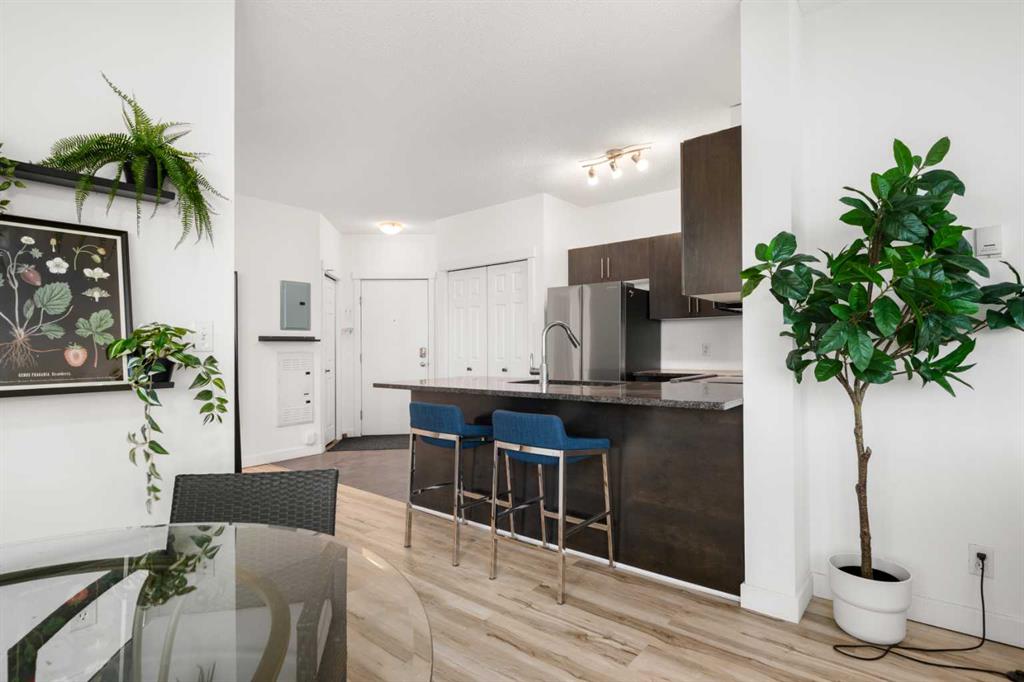 Picture for 1502, 325 3 Street SE