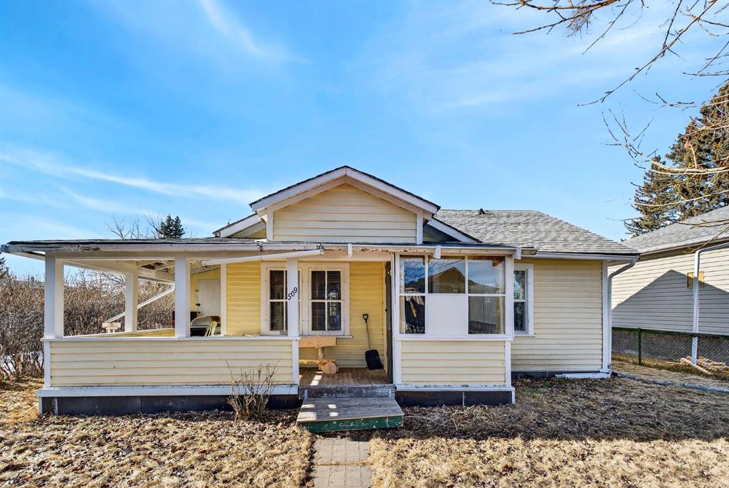 Picture for 509 1 Street SE