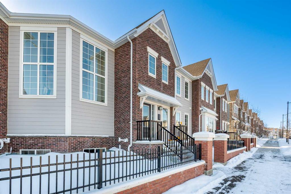 Picture for 15 Yorkville Avenue SW