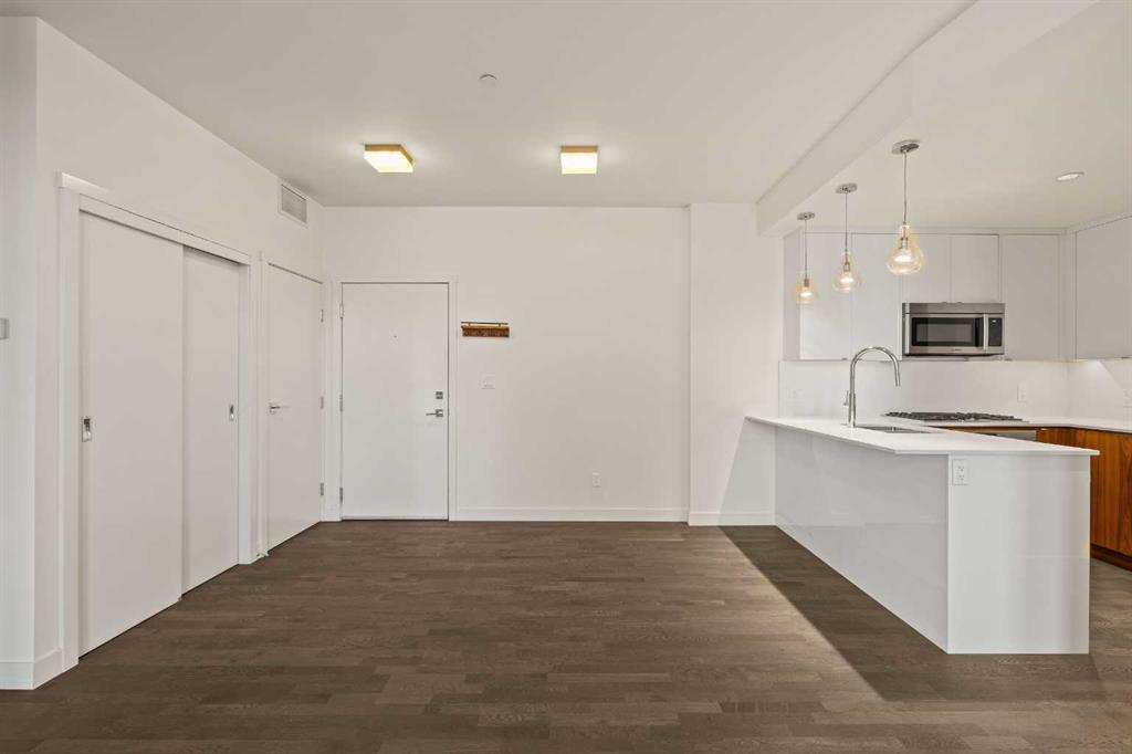 Picture for 424, 305 18 Avenue SW