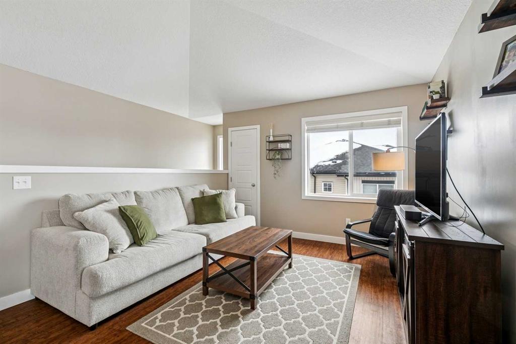 Picture for 8303, 2781 Chinook winds Drive SW