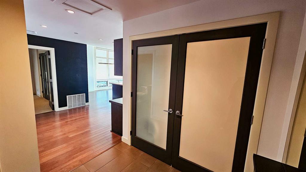 Picture for 1205, 530 12 Avenue SW