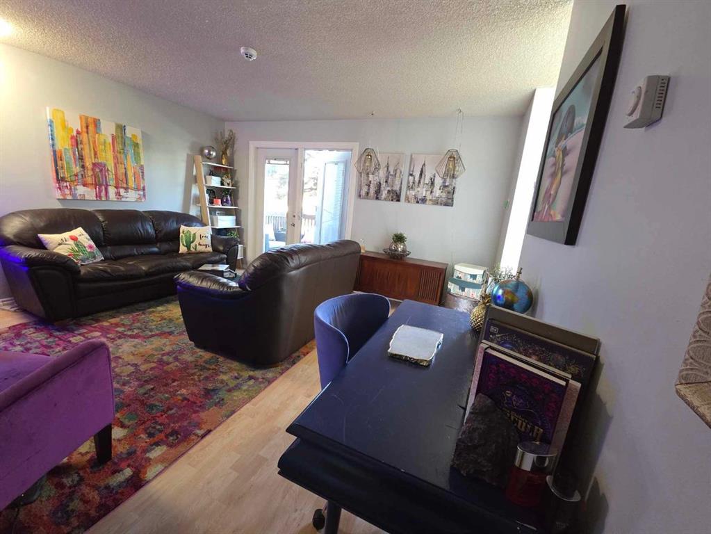 Picture for 20, 4531 7 Avenue SE