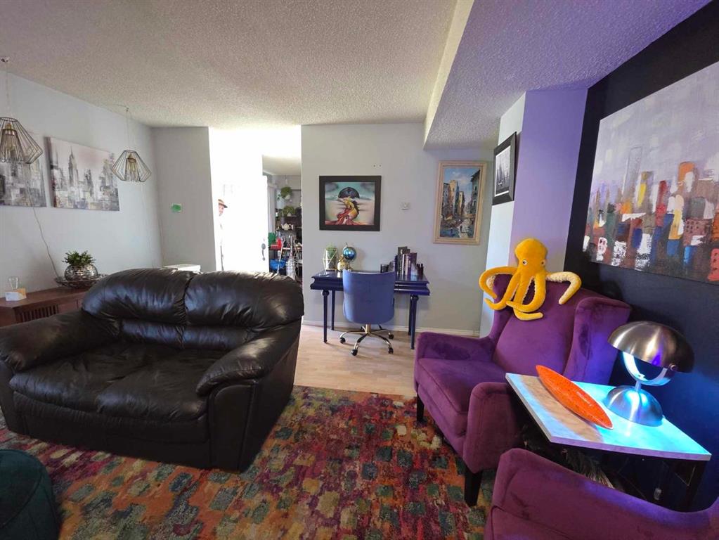 Picture for 20, 4531 7 Avenue SE