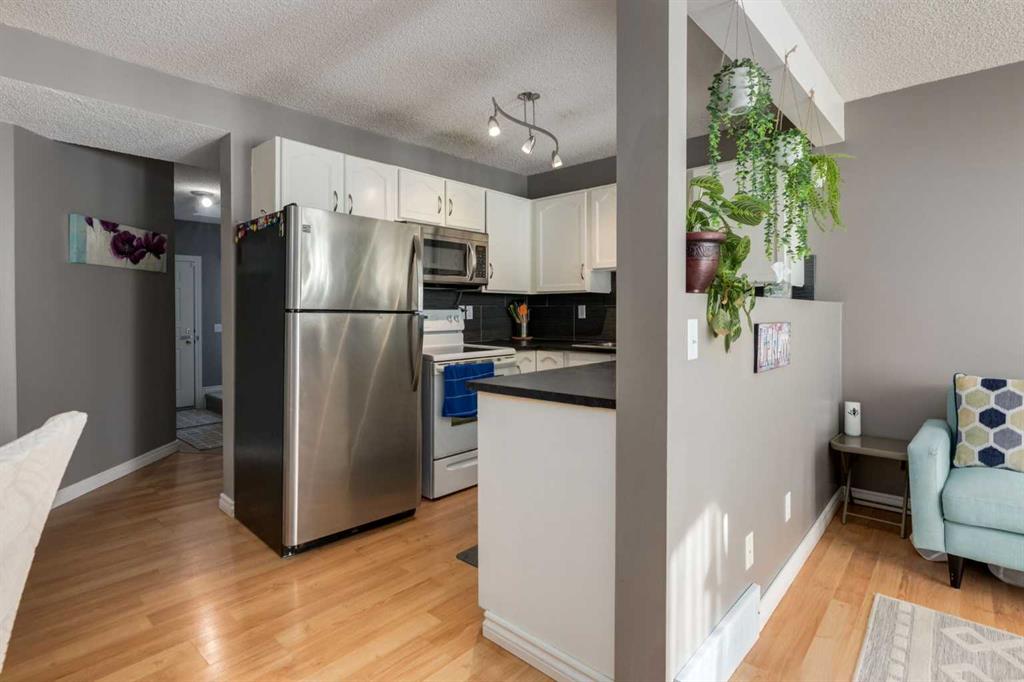 Picture for 41 Harvest Glen Heights NE