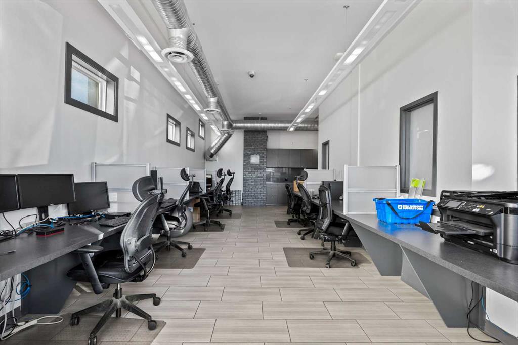 Picture for 1742 10 Avenue SW