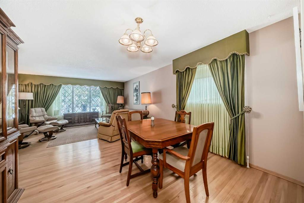 Picture for 728 Oakhill Place SW