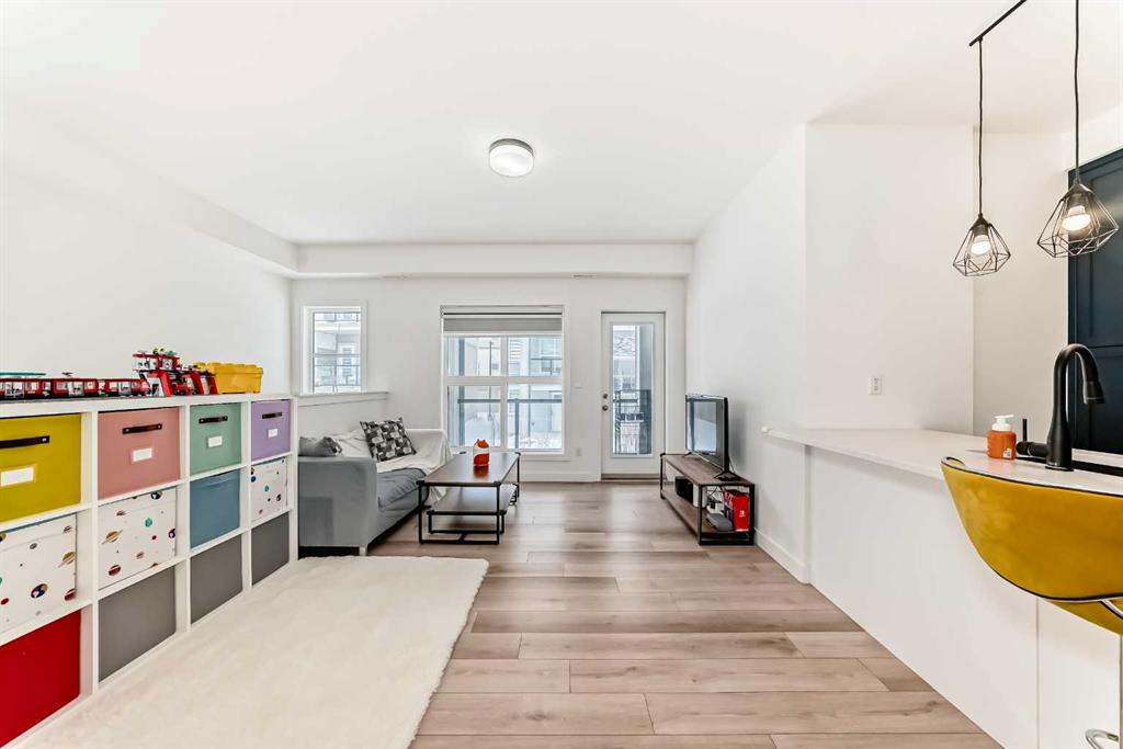 Picture for 44 Spring Creek Common SW