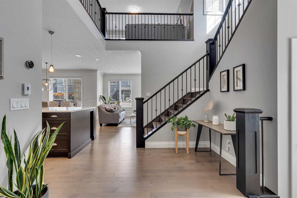 Picture for 393 Evansborough Way NW