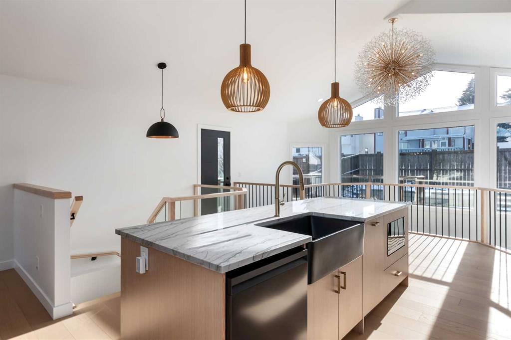 Picture for 58 Edgevalley Close NW