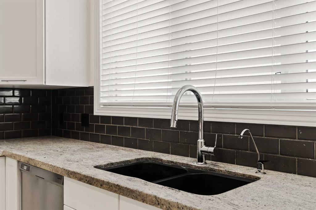 Picture for 2964 Peacekeepers Way SW