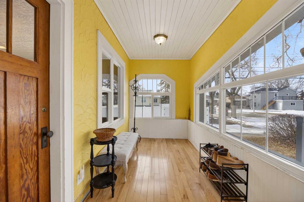 Picture for 4625 47 Avenue 