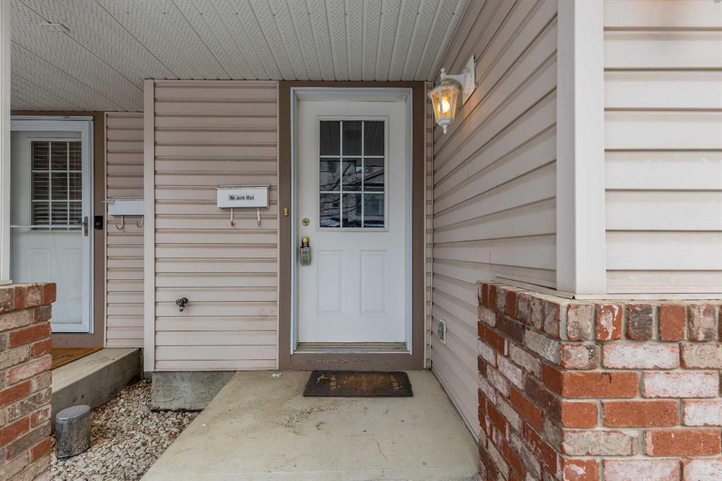 Picture for 27 Country Hills Cove NW