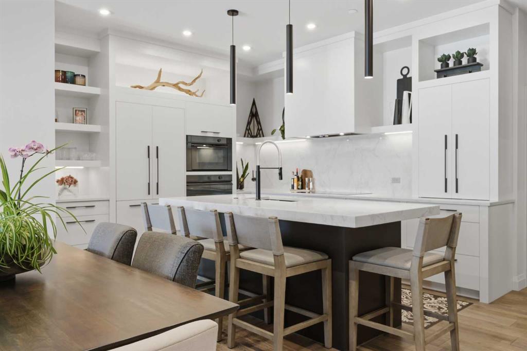 Picture for 215, 835 78 Street SW