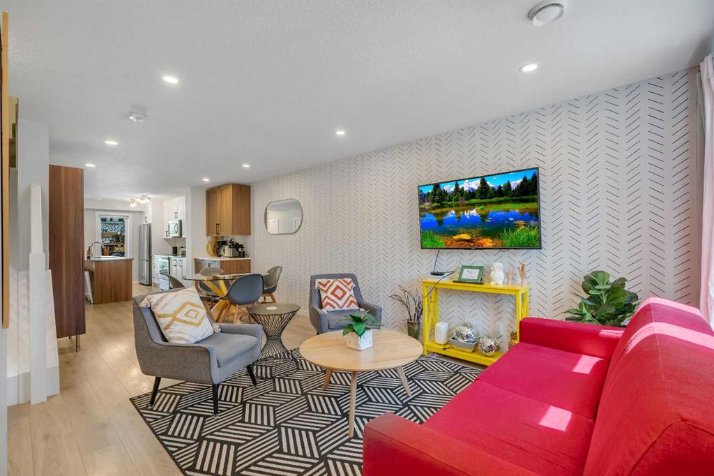 Picture for 312, 19500 37 Street SE