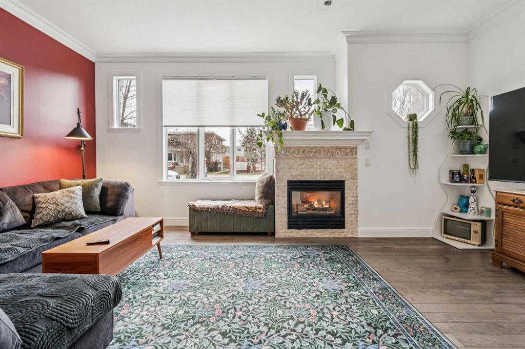 Picture for 2211 Bowness Road NW