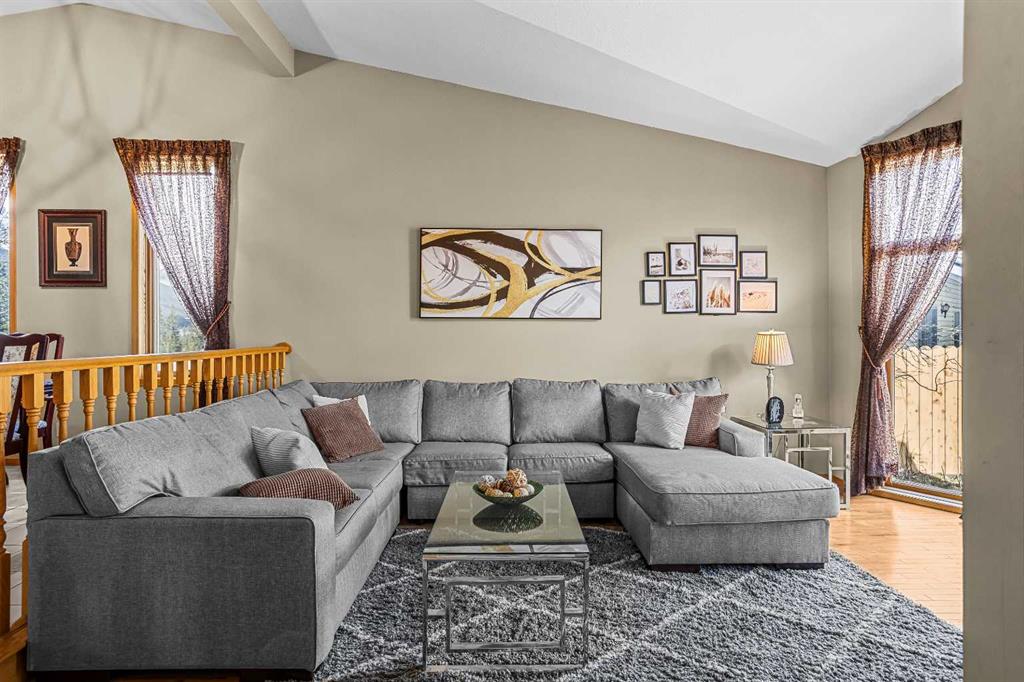 Picture for 260 Grizzly Crescent 