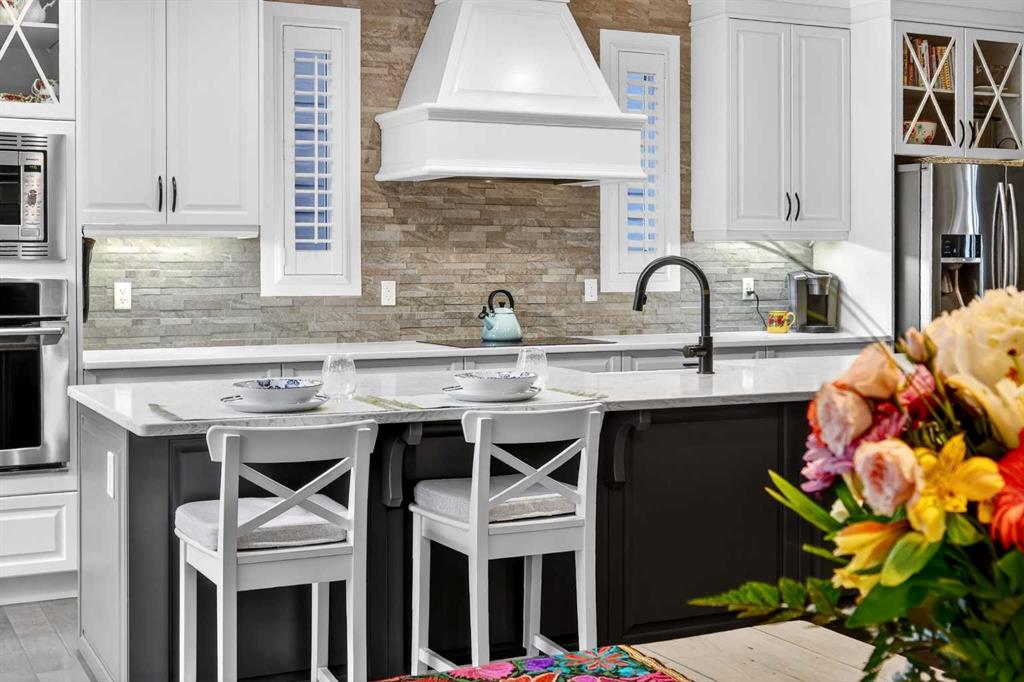 Picture for 90 Cranbrook Hill SE