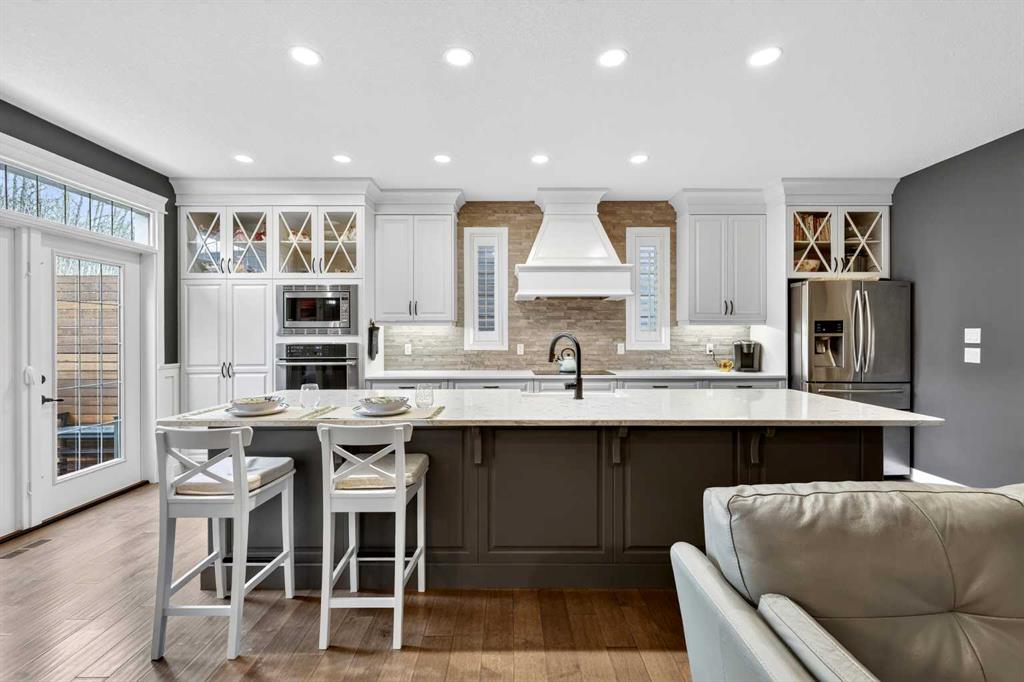 Picture for 90 Cranbrook Hill SE