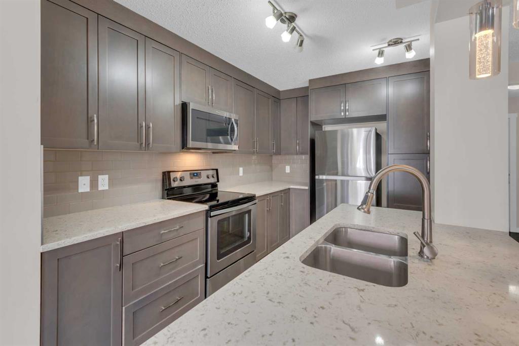 Picture for 603, 2400 Ravenswood View SE