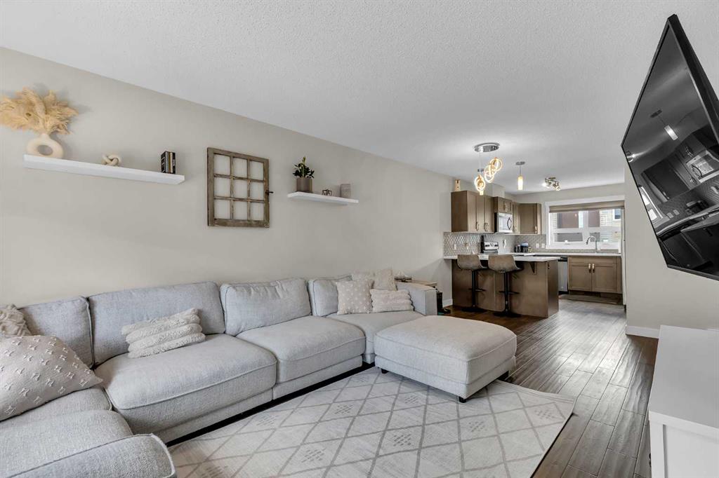 Picture for 305, 2461 Baysprings Link SW