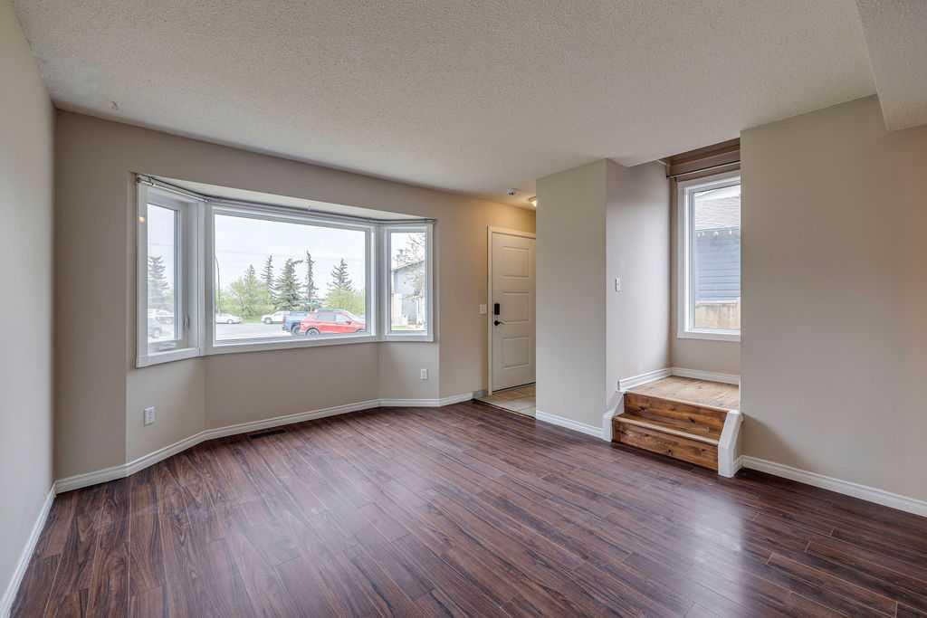 Picture for 232 Bedfield Court NE