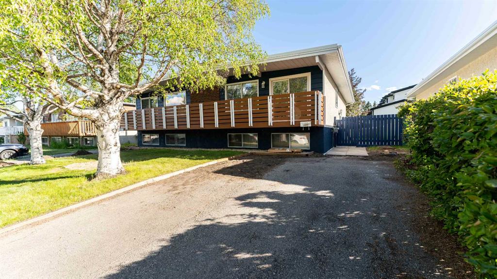 Picture for 5407 Dalrymple Crescent NW