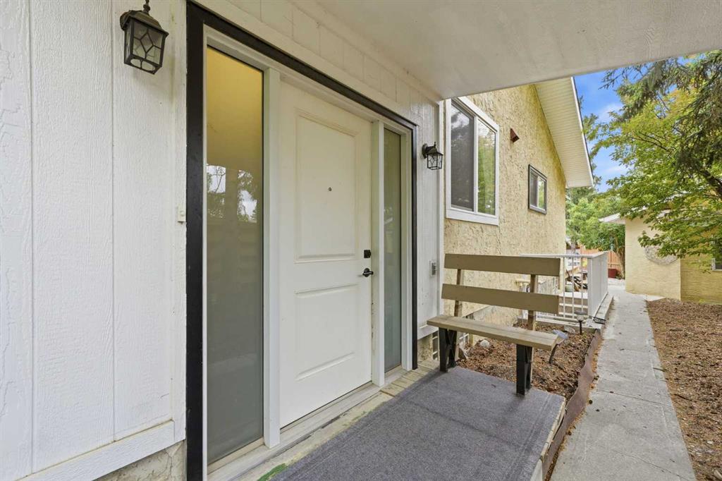 Picture for 217 Woodvale Bay SW