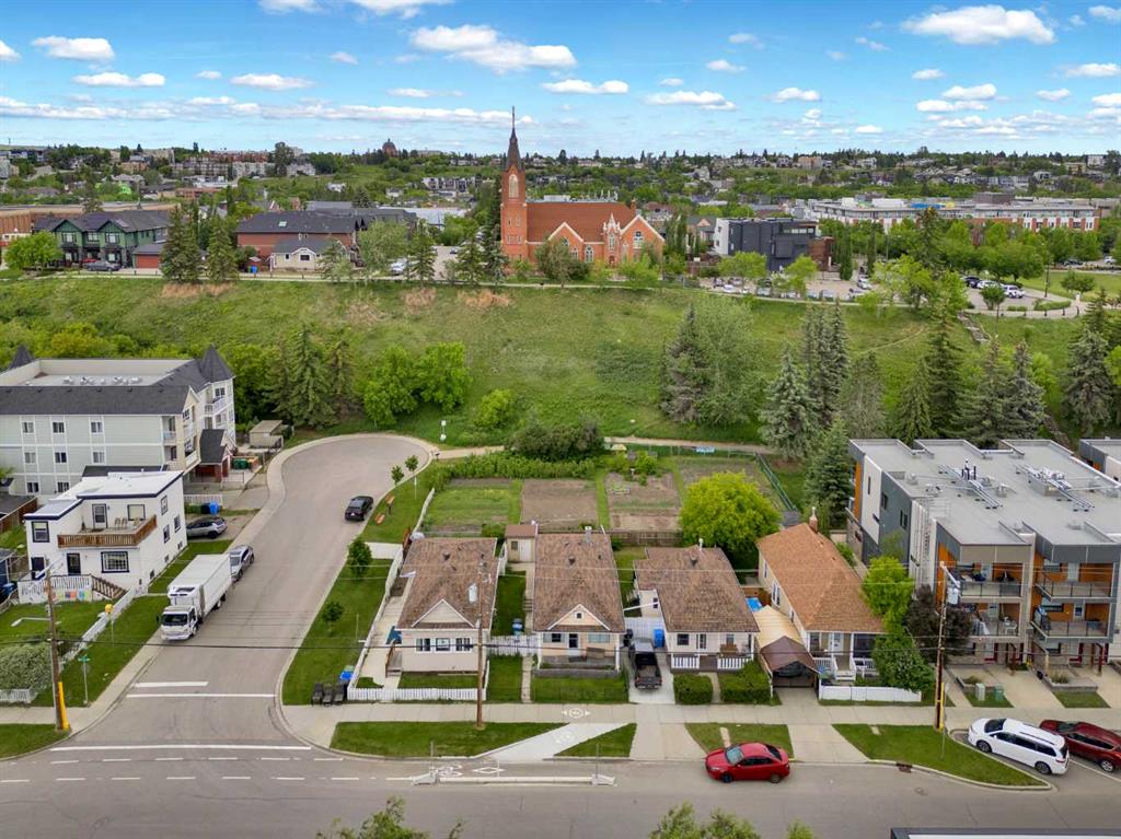 Picture for 804 Mcdougall Road NE