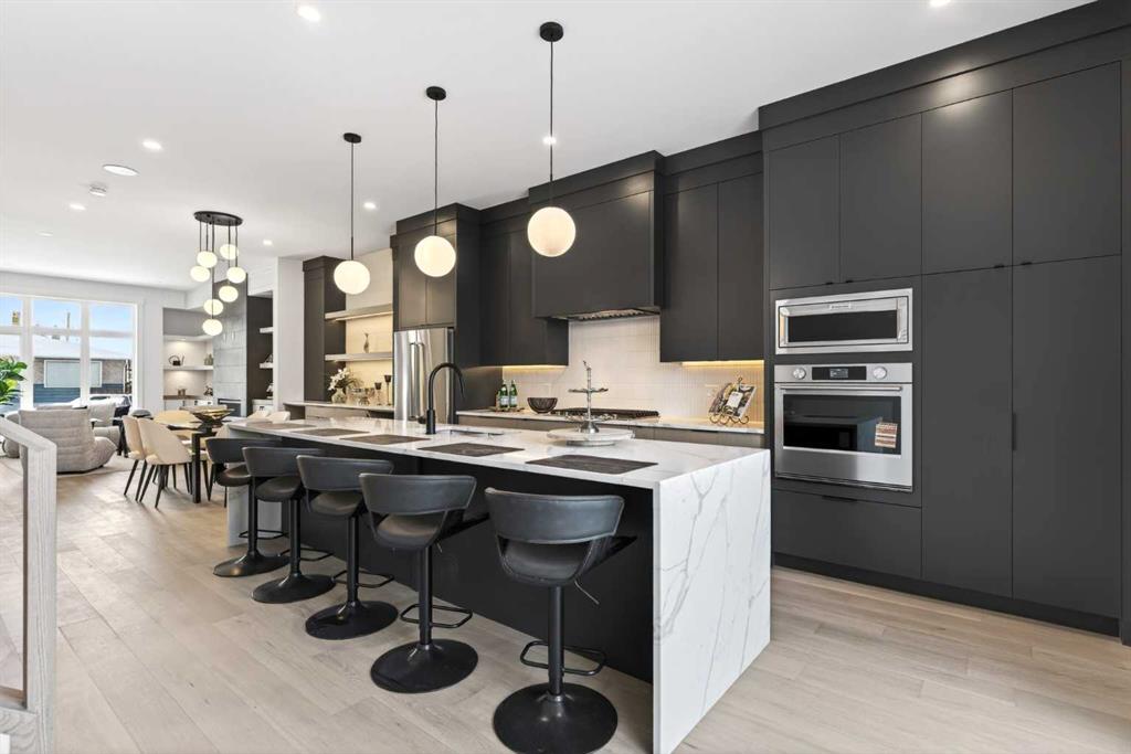 Picture for 2417 26 Street SW