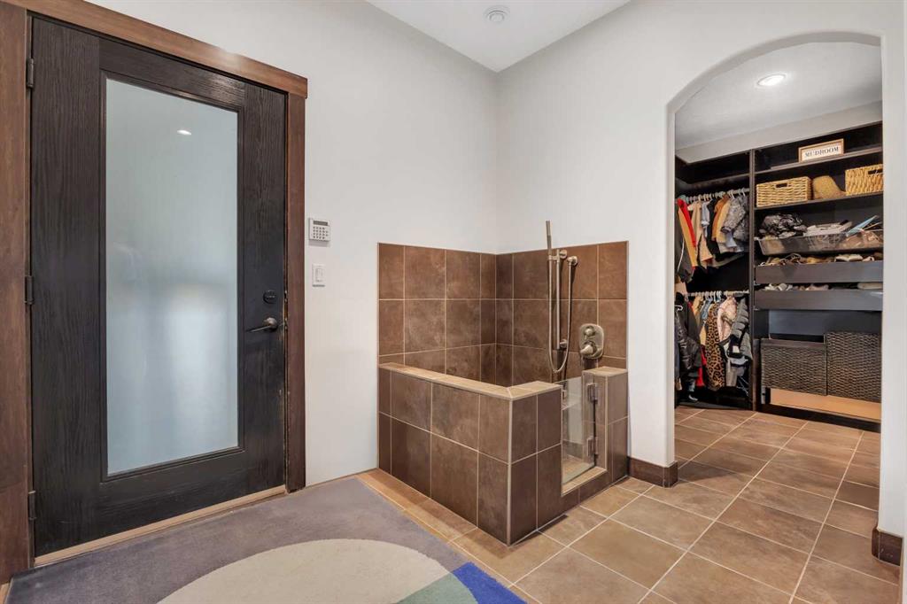 Picture for 235097 Range Road 283   https://www.cirrealty.ca/reb/creb/50/A2263550_24.jpg