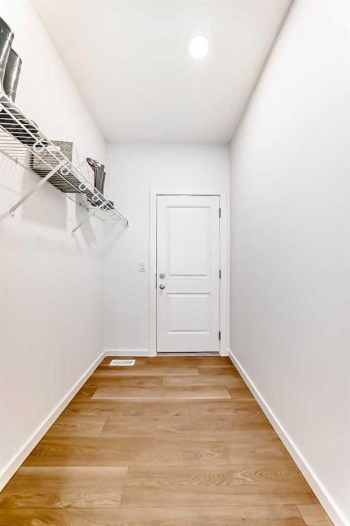 Picture for 59 Versant Way SW https://www.cirrealty.ca/reb/creb/50/A2266050_21.jpg