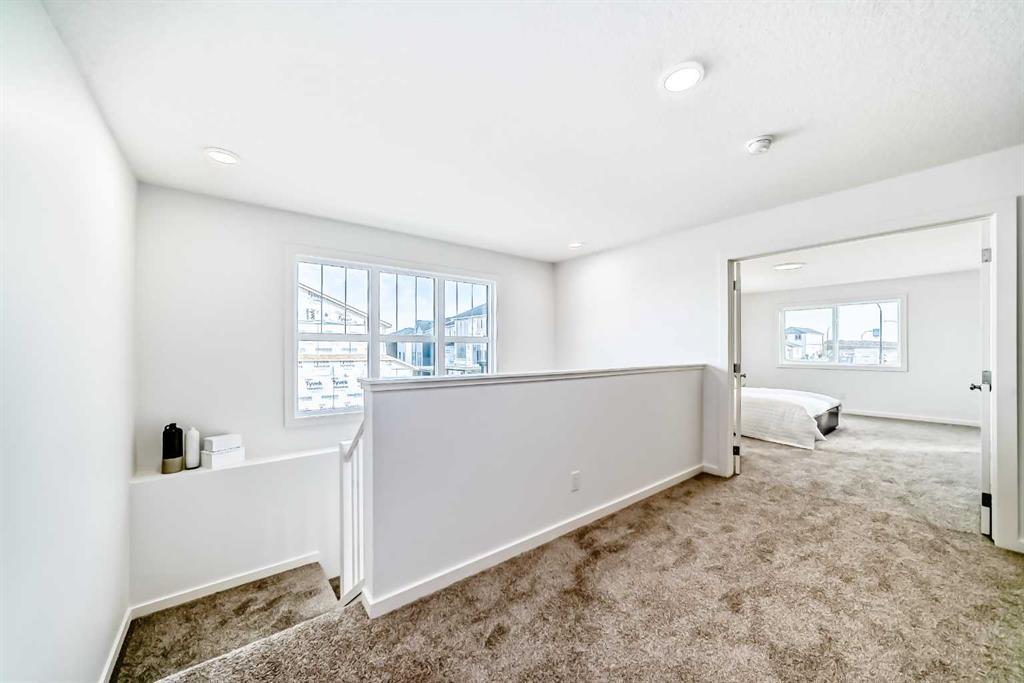 Picture for 59 Versant Way SW https://www.cirrealty.ca/reb/creb/50/A2266050_22.jpg