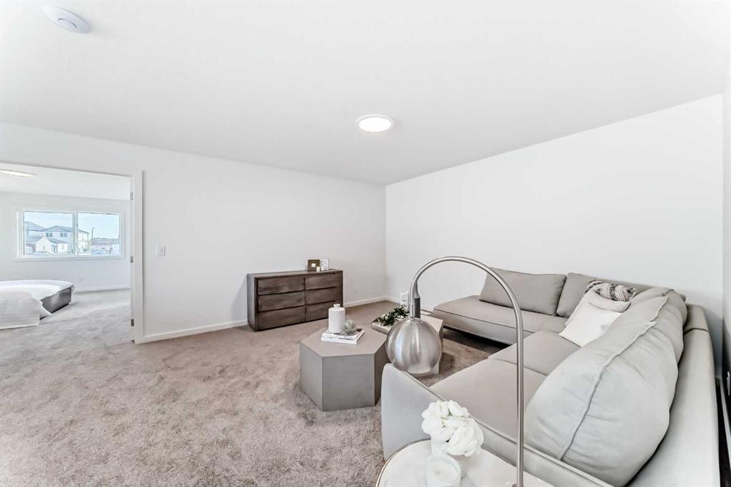 Picture for 59 Versant Way SW https://www.cirrealty.ca/reb/creb/50/A2266050_25.jpg