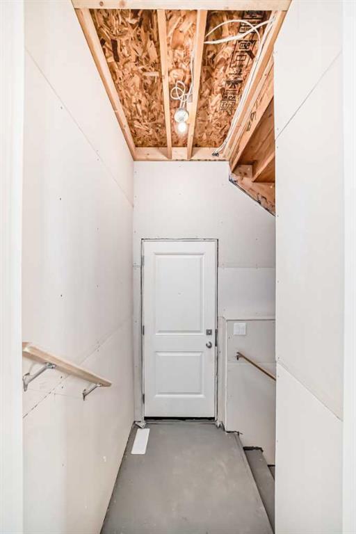 Picture for 59 Versant Way SW https://www.cirrealty.ca/reb/creb/50/A2266050_40.jpg