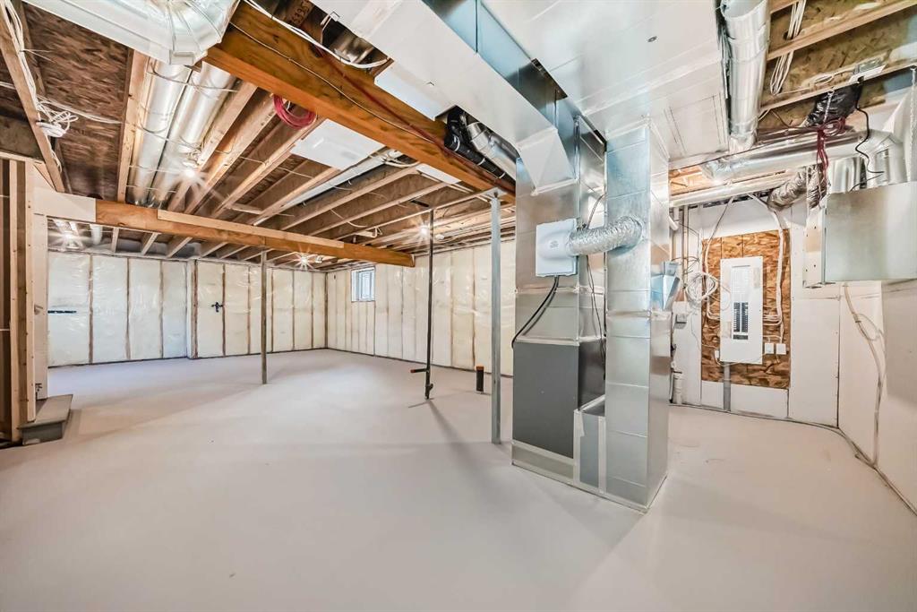 Picture for 59 Versant Way SW https://www.cirrealty.ca/reb/creb/50/A2266050_42.jpg