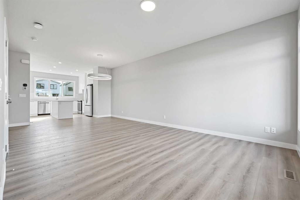 Picture for 7019 Rangeview Avenue SE