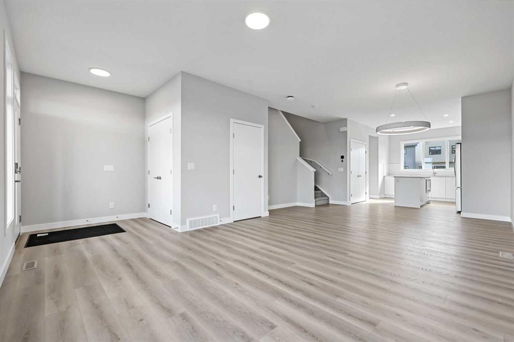 Picture for 7019 Rangeview Avenue SE