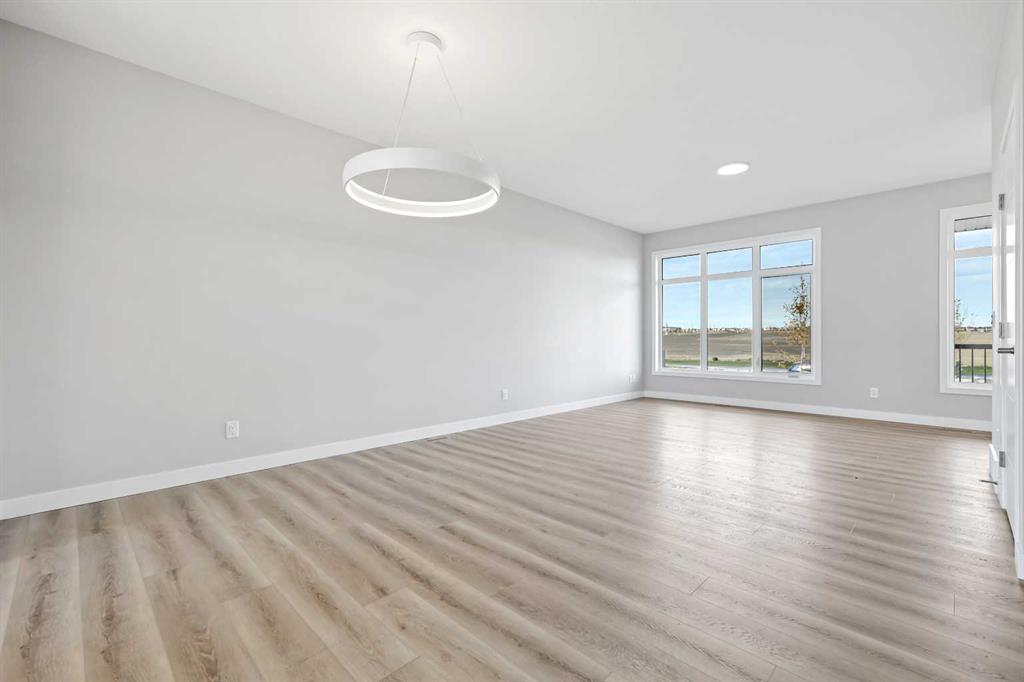 Picture for 7019 Rangeview Avenue SE