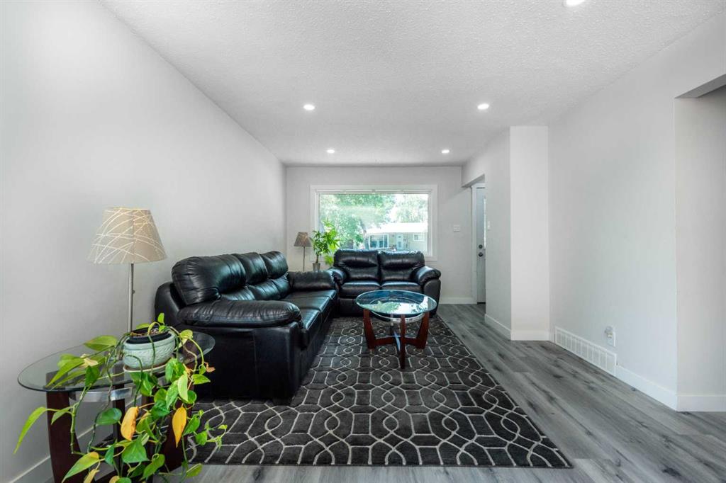 Picture for 2210 35 Street SE